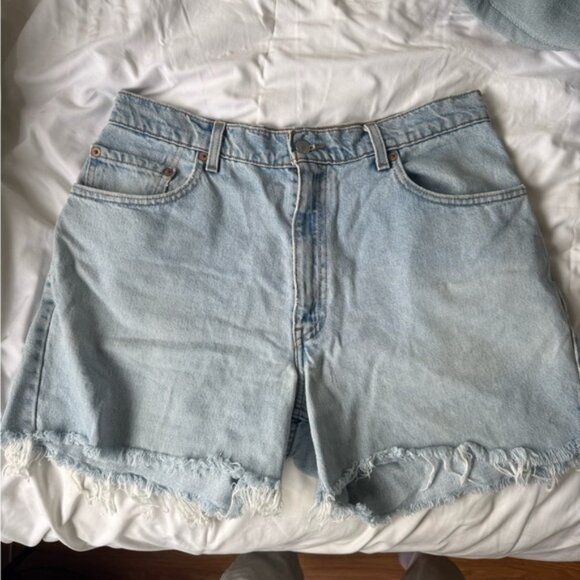 Levi’s Denim Women's Shorts - Picture 1 of 7